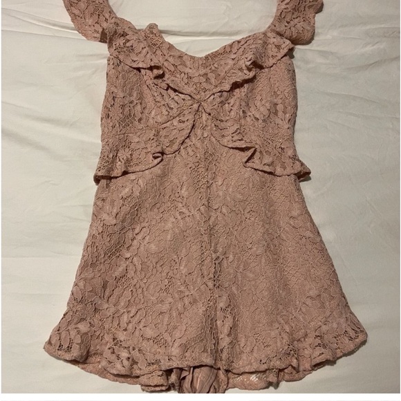 NWT BCBG Dusty Rose pick laces Romper 🌸 - Picture 6 of 6